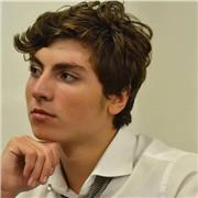 Studente di ingegneria al 3° anno con esperienze pregresse di tutoraggio, in possesso di maturità scientifica e della certificazione Cambridge B2 First (FCE), avendo oltretutto frequentato il corso riconosciuto di livello C1 Advanced (CAE). Disponibile pe